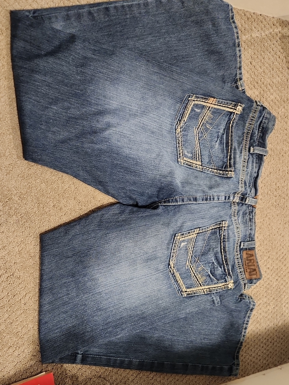 Ariat Straight 38/ 36 Jeans. Worn ONCE
